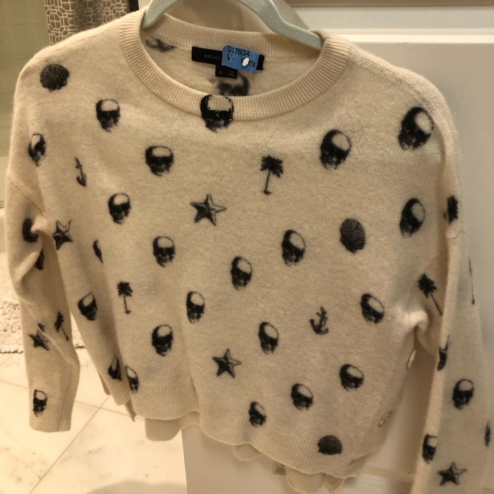 Skull Cashmere cream sweater